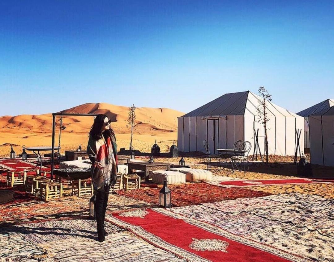 Отель Merzouga Luxury Tented Camp Экстерьер фото