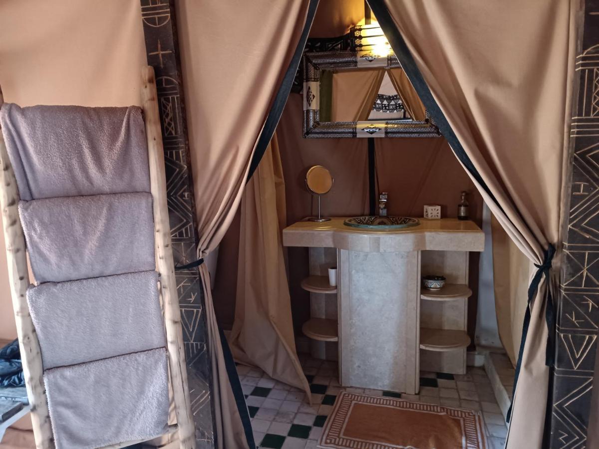 Отель Merzouga Luxury Tented Camp Экстерьер фото