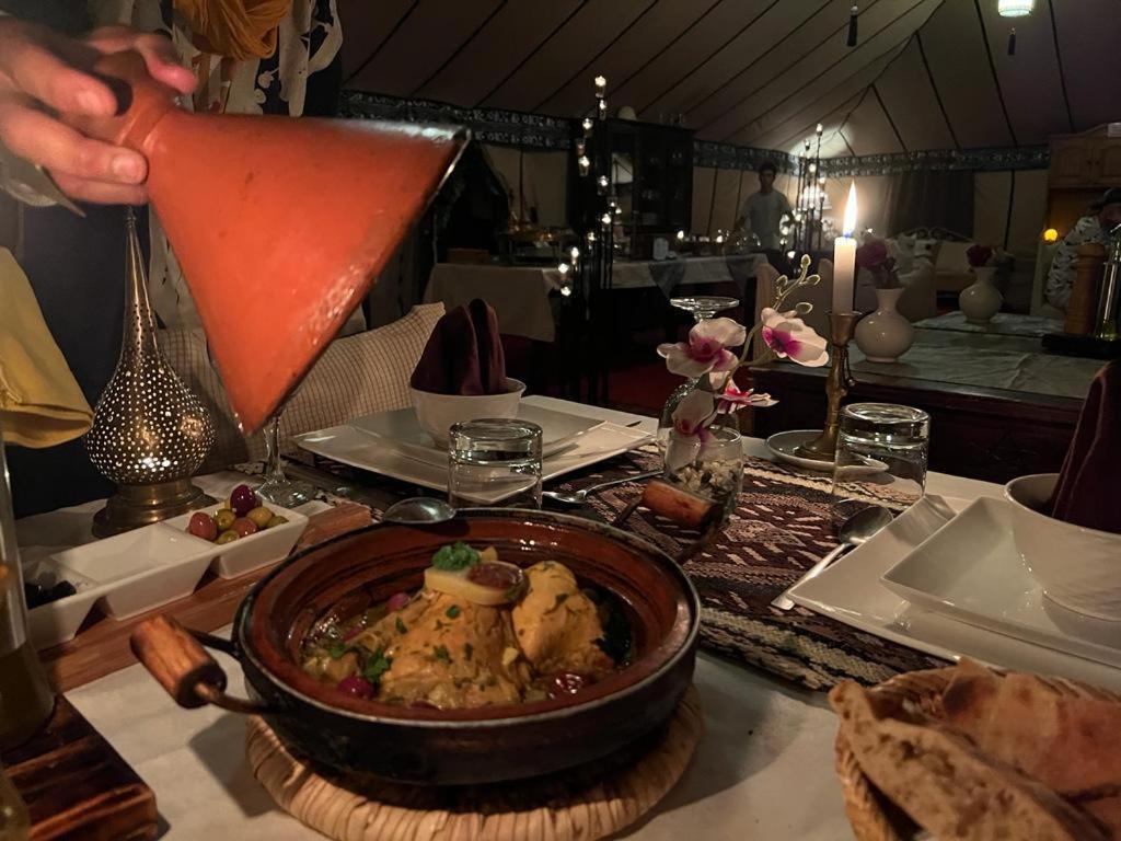 Отель Merzouga Luxury Tented Camp Экстерьер фото